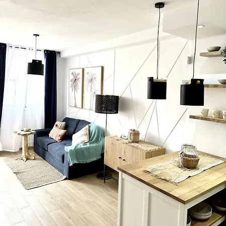 El Cocotero By The Sea, Desk,300mb Fiber And Terrace Apartment