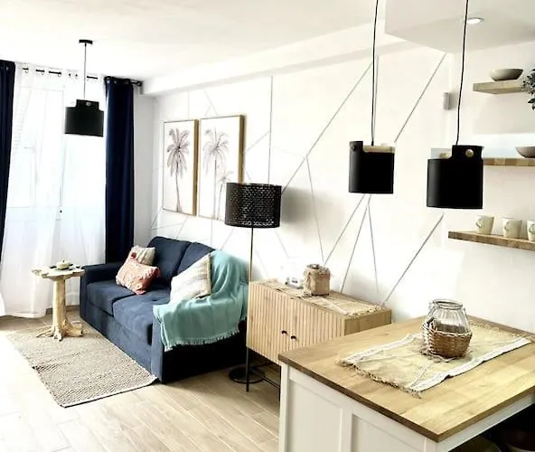 El Cocotero By The Sea, Desk,300mb Fiber And Terrace Lägenhet